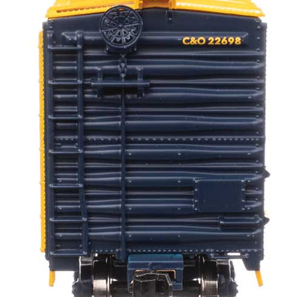 HO scale Walthers Mainline 50' PC&F insulated boxcar C&O 22698, detailed model for train layouts.