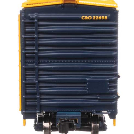 Walthers Mainline 50' PC&F Insulated Boxcar Chesapeake & Ohio #22698 HO Scale model from rear view.