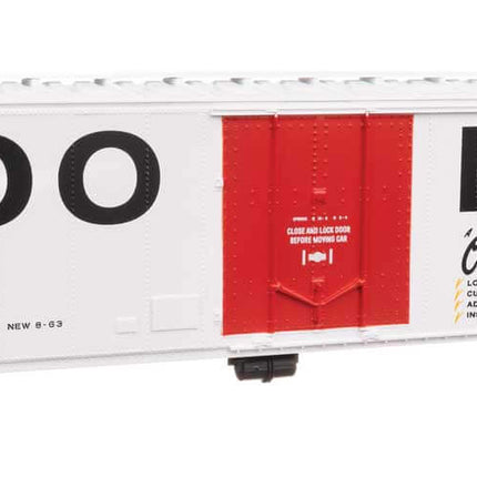 Walthers Mainline Soo Line 177602 50' insulated boxcar model in HO scale for pre-order, featuring detailed lettering and design.