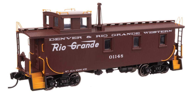 Denver & Rio Grande Western 30' wood caboose model #01148, HO scale, featuring classic design with offset cupola.