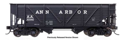 WalthersProto 920-105905 HO scale 34' wood-sheathed War Emergency hopper, Ann Arbor #30940