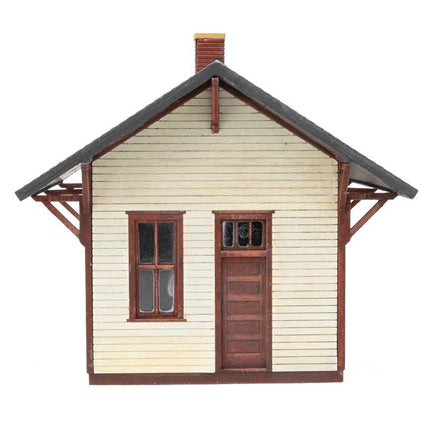 Walthers Cornerstone 933-4061 | Flag Stop Station - Building Kit | HO Scale