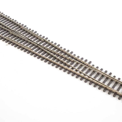 WalthersTrack 948-83020 Code 83 nickel silver right hand turnout for HO scale model trains.