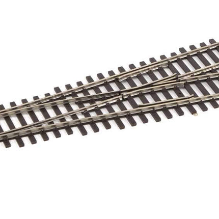 WalthersTrack Code 83 DCC-Friendly #4 Wye Turnout for HO scale model trains, designed for tight layouts.
