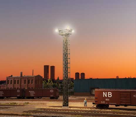 Walthers SceneMaster 949-4325 Lighted Yard Light Kit HO Scale - 4 LED yard light tower