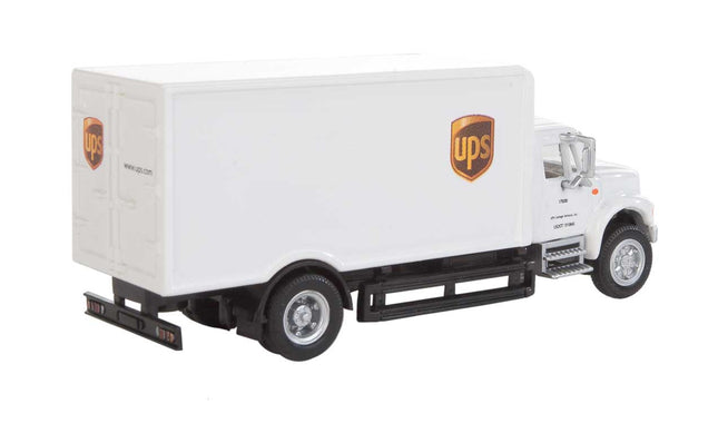 Walthers SceneMaster 949-11295 | International(R) 4900 Single-Axle Box Van - Assembled - UPS(R) Cartage Services | HO Scale