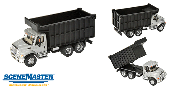 Walthers SceneMaster 949-11677 | International(R) 7600 Dual-Axle Coal Truck - Silver Cab, Black Box - Assembled | HO Scale