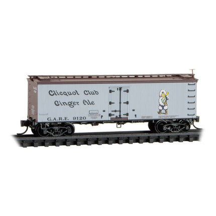 Micro-Trains N Scale Clicquot Club Ginger Ale 36' Wood Ice Reefer model train, Rd# 9120, vintage beverage transport.