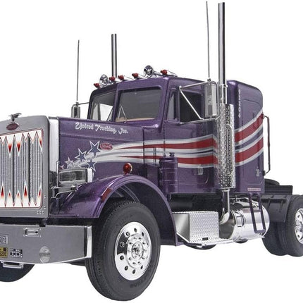 Revell 85-1506 Peterbilt 359 Conventional Tractor 1/25 scale plastic model kit