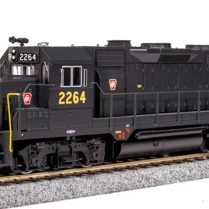 HO scale EMD GP35 model locomotive with Southern Pacific #6633 detailing on a railway track.