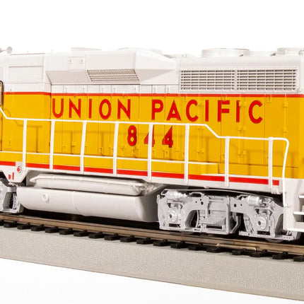 Union Pacific #844 EMD GP30 Paragon4 HO Scale model train by Broadway Limited on track