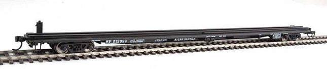 Walthers Mainline 910-5534 85' General American G85 Flatcar Southern Pacific #512089 HO Scale - side view on track