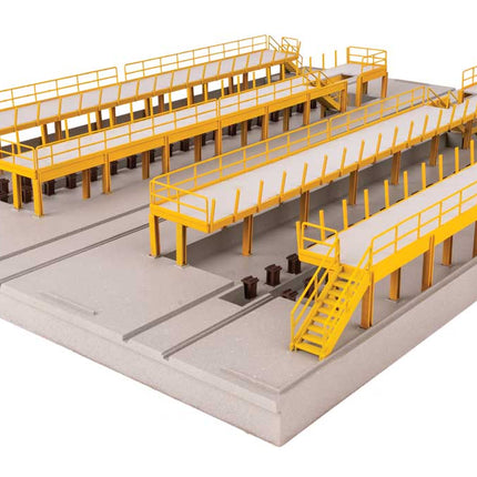 Walthers Cornerstone 933-3908 Modern Diesel Shop Kit HO Scale - interior floor with inspection walkways