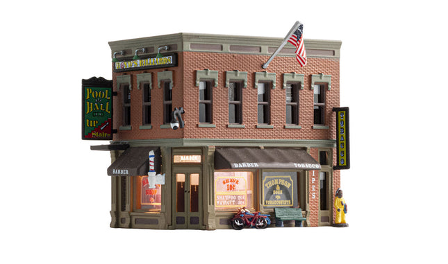 Woodland Scenics BR4923 Corner Emporium N Scale - assembled building front