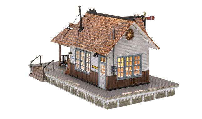 Woodland Scenics 4942 | The Depot - Assembled Building | N Scale