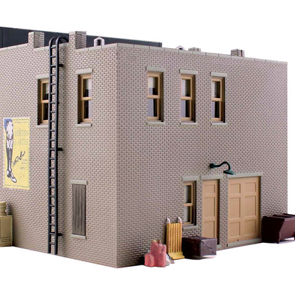Woodland Scenics 5021 | Lubener's General Store - Built-&-Ready | HO Scale
