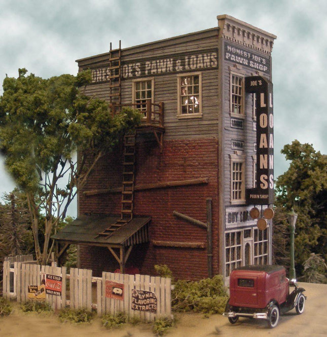 Bar Mills 442 | Honest Joes Pawn and Loan | HO Scale - Squeaky's Trains