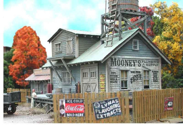 Bar Mills 822 | Mooney's Plumbing - Kit | HO Scale - Squeaky's Trains