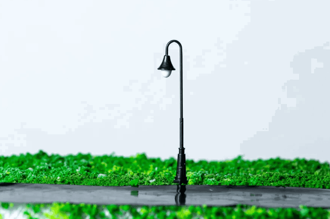 Rock Island Hobby 012105 | Street Lights (2) - Goose Neck Lamps | HO Scale - Squeaky's Trains