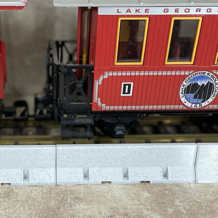 Squeaky's Trains | 10ft Temporary Concrete Barriers | G Scale (1:24) - Squeaky's Trains