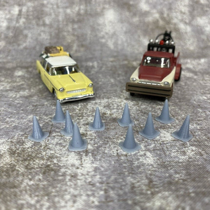 Squeaky's Trains | 36" Traffic/Construction Cones (10pk) | HO Scale - Squeaky's Trains