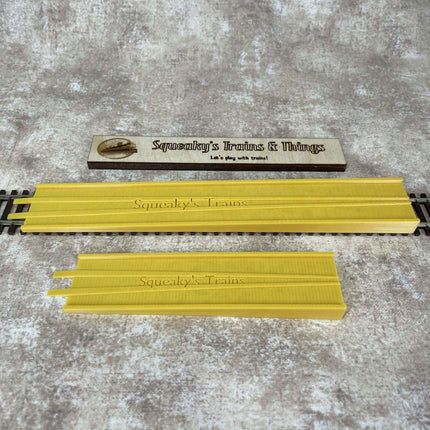 Squeaky's Trains #43 | HO Scale Rerailer | 2 Pack - Squeaky's Trains