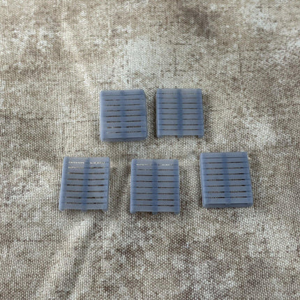 Squeaky's Trains 45 | Pallets 20 Pack | HO Scale - Squeaky's Trains