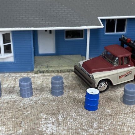 Squeaky's Trains | 55 Gallon Drums | HO Scale - Squeaky's Trains