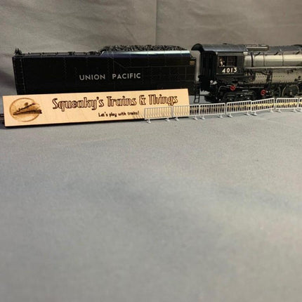 Squeaky's Trains | Crowd Control Barricades | HO Scale - Squeaky's Trains