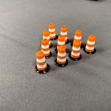 Squeaky's Trains | Traffic Barrels 10 Pack | HO Scale - Squeaky's Trains
