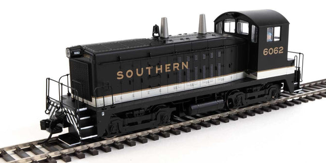WalthersMainline 910-10676 | EMD SW7 - Standard DC - Southern Railway #6062 (Phase I; Tuxedo: black, white, dulux) | HO Scale - Squeaky's Trains