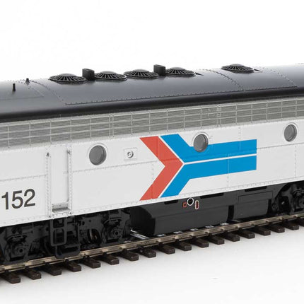 WalthersMainline 910-9946 | EMD F7 A-B Set - Standard DC - Amtrak(R) #104, 152 (Phase I; silver, red, blue, black) | HO Scale - Squeaky's Trains
