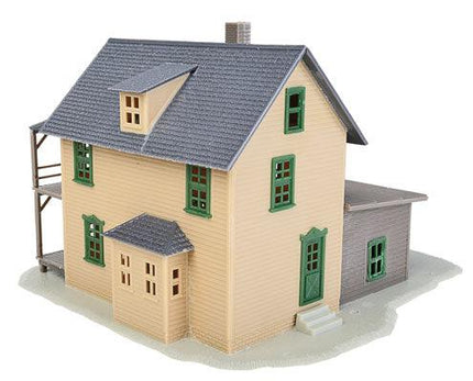 WalthersTrainline 931-914 | Rooming House - Building Kit | HO Scale - Squeaky's Trains