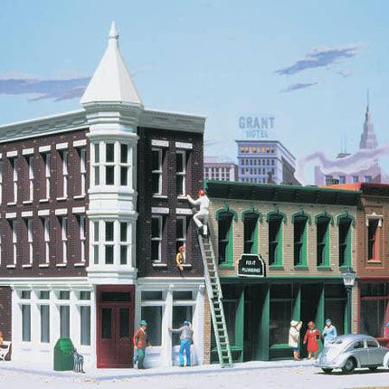 Walthers Cornerstone 933-3029 | Merchant's Row II | HO Scale - Squeaky's Trains