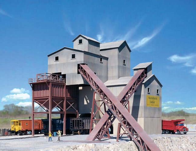 Walthers Cornerstone 933-3241 | Glacier Gravel Co. - Building Kit | N Scale - Squeaky's Trains
