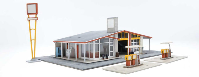 Walthers Cornerstone 933-3541 | Vintage Gas Station | HO Scale - Squeaky's Trains