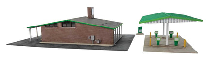 Walthers Cornerstone 933-3542 | Modernized Gas Station | HO Scale - Squeaky's Trains