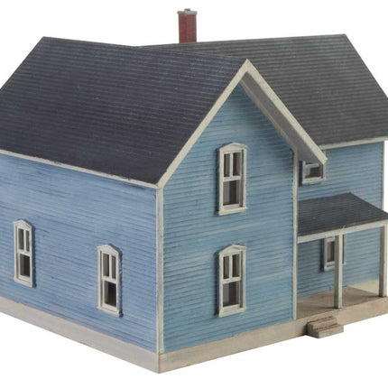 Walthers Cornerstone 933-3890 | Lancaster Farm House - Building Kit | N Scale - Squeaky's Trains