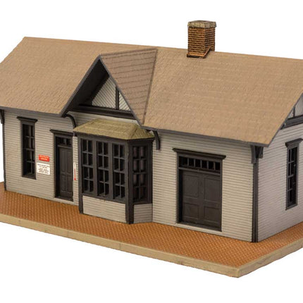 Walthers Cornerstone 933-3894 | Golden Valley Depot - Building Kit | N Scale - Squeaky's Trains