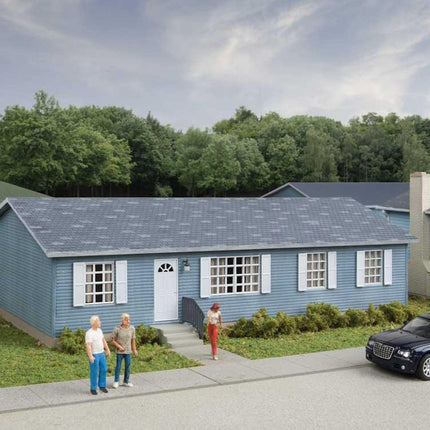 Walthers Cornerstone 933-4150 | Modern Sectional House | HO Scale - Squeaky's Trains