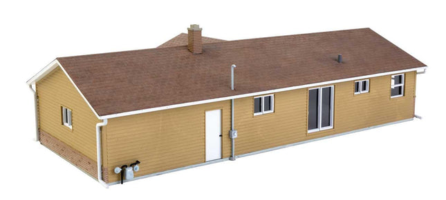 Walthers Cornerstone 933-4155 | Ranch House with Attached 2-Car Garage | HO Scale - Squeaky's Trains