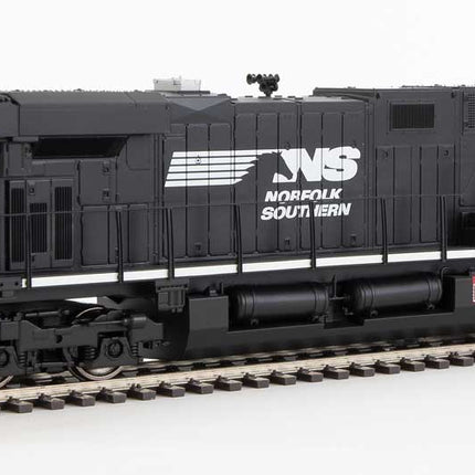 Walthers Mainline 910-10209 | GE ES44AC Evolution Series GEVO - Standard DC - Norfolk Southern #8115 | HO Scale - Squeaky's Trains