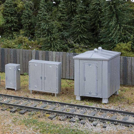 Walthers SceneMaster 949-4140 | Vintage Trackside Detail Set | HO Scale - Squeaky's Trains