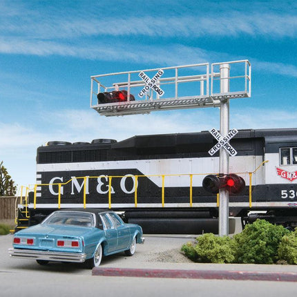 Walthers SceneMaster 949-4331 | Modern Cantilever Grade Crossing Signal | HO Scale - Squeaky's Trains