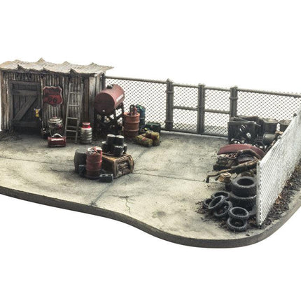 Woodland Scenics 2983 | Chain Link Fence | HO Scale - Squeaky's Trains
