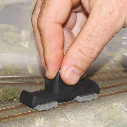 Woodland Scenics 4550 | Rail Tracker™ Cleaning Kit | Multi Scale - Squeaky's Trains