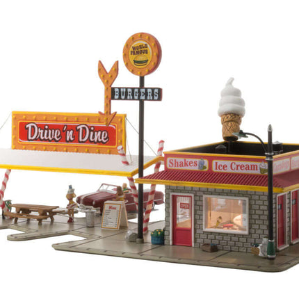 Woodland Scenics 4929 | Drive 'n Dine - Assembled Building | N Scale - Squeaky's Trains