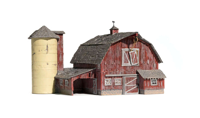 Woodland Scenics 4932 | Old Weathered Barn - Assembled Building | N Scale - Squeaky's Trains