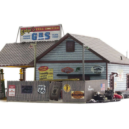 Woodland Scenics 4935 | Ethyl's Gas & Service - Assembled Building | N Scale - Squeaky's Trains