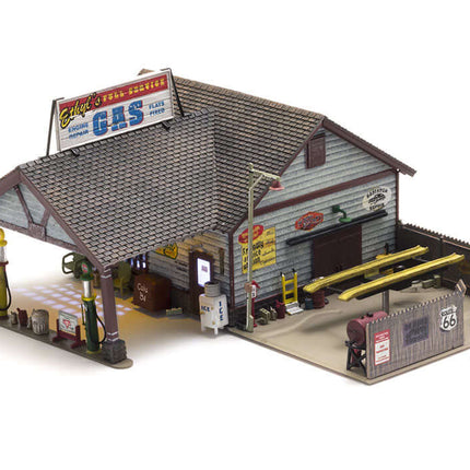 Woodland Scenics 4935 | Ethyl's Gas & Service - Assembled Building | N Scale - Squeaky's Trains